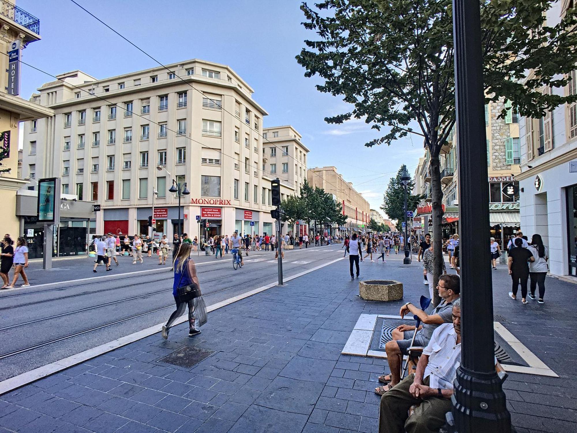 Nestor&jeeves - Vogue - - Near * Nizza